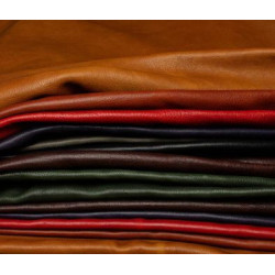 Čalounická kůže barvená – kvalitní materiál pro nábytek | Leather.cz